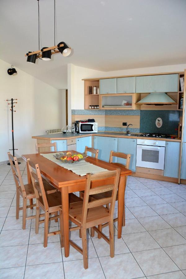 A. F.Antastic V.Iew Villa Costa Volpino Dış mekan fotoğraf